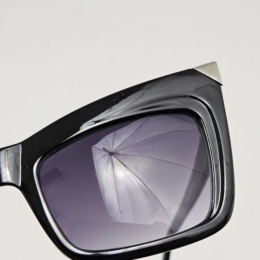 Vintage Clover Sunglasses Cat Eye Retro Pointy Black Silver MCM 1990's